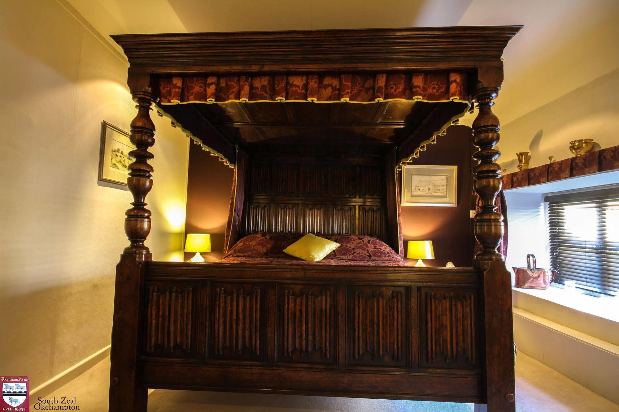 The Oxenham Arms Hotel Devon South Zeal Buitenkant foto