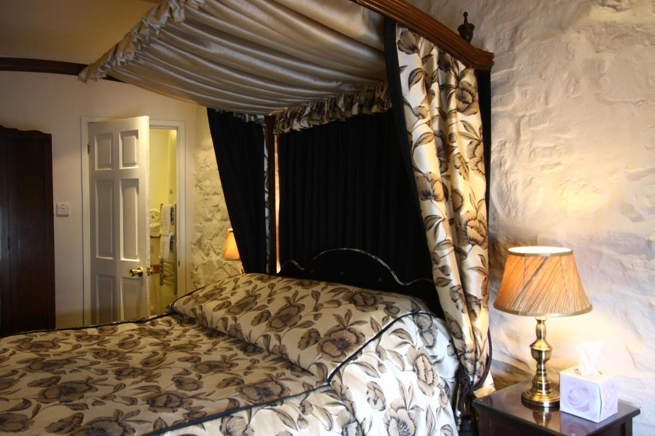 The Oxenham Arms Hotel Devon South Zeal Buitenkant foto
