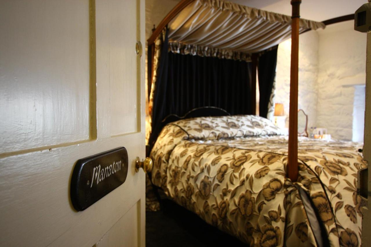 The Oxenham Arms Hotel Devon South Zeal Buitenkant foto