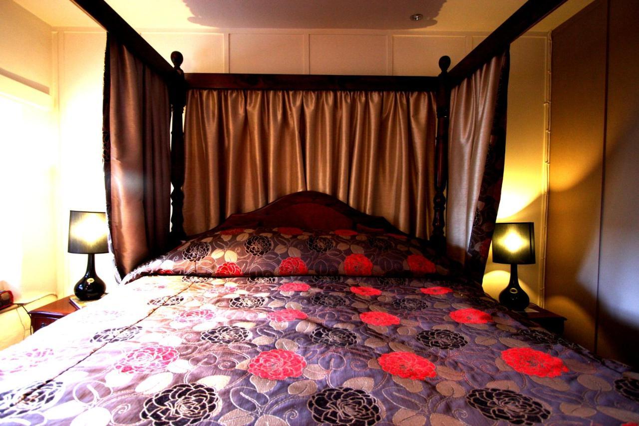 The Oxenham Arms Hotel Devon South Zeal Buitenkant foto